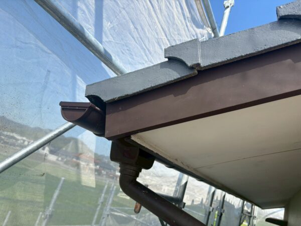 香川県高松市にて屋根修理〈破風板のメンテナンス〉の施工後写真